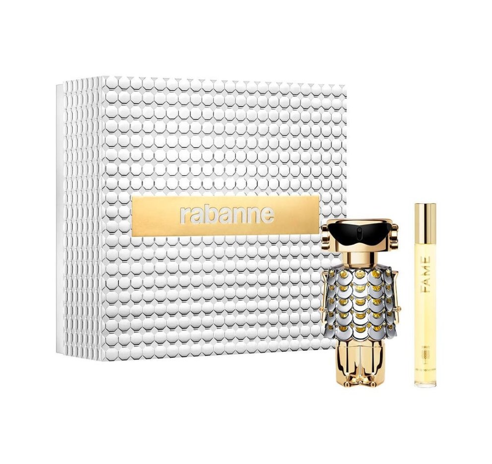 Gjafasett sem inniheldur Fame EDP 50ml og 10ml. „Uppgötvaðu Fame, hinn eftirsótta nýja dömuilm frá Paco Rabanne. Fame fangar hinn ómótstæðilega Parísaranda Rabanne-konunnar og heiðrar nýtt tímabil kvenleika. Ilmvatnið endurspeglar kjarnann í framúrstefnulegum lúxus með blöndu af einstaklega hreinni jasmín, safaríku mangói og ávanabindandi kremuðu reykelsi.“ Við elskum þennan! Hagkaup, 15.320 kr.